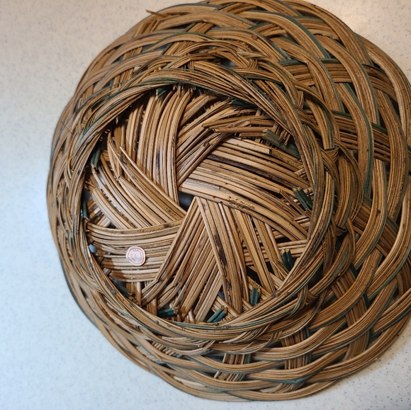 Round Wicker Basket 11 Inch Diameter. 3 Inch Tall. - Picture 13 of 13